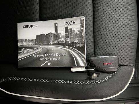New 2026 GMC Acadia Denali w/ Super Cruise Package AWD/4WD image 47
