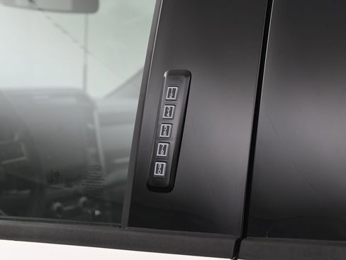 New 2026 Ford F250 Platinum image 32