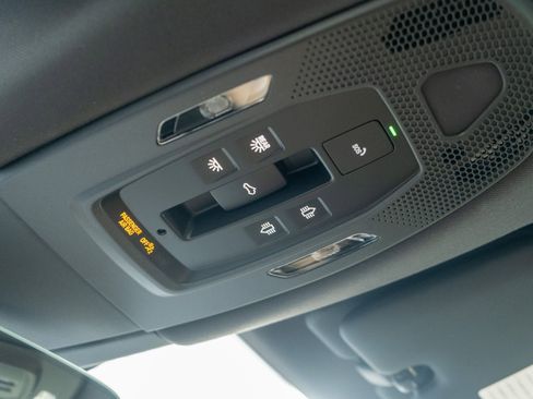 New 2026 Porsche Cayenne image 32