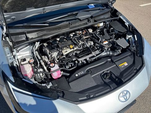 Used 2024 Toyota Prius LE image 40