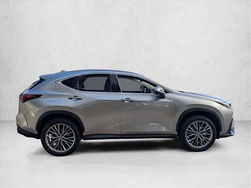 Used 2023 Lexus NX 300h AWD w/ Luxury Package image 4