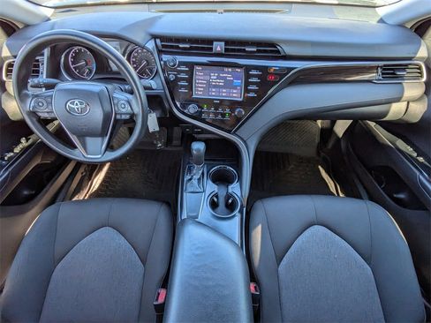 Certified 2020 Toyota Camry LE image 15
