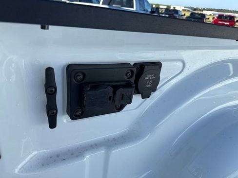 New 2026 RAM 2500 Tradesman AWD/4WD image 16