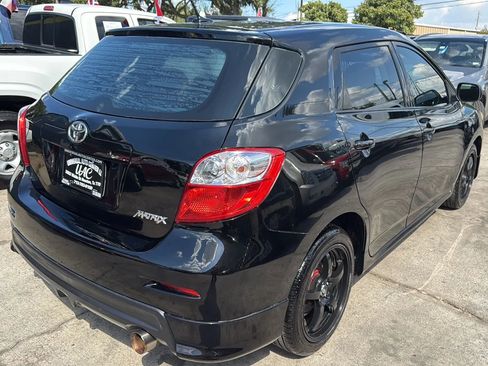 Used 2010 Toyota Matrix image 7