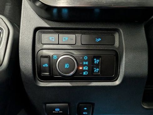 Used 2023 Ford F250 Lariat w/ Tremor Off-Road Package image 25