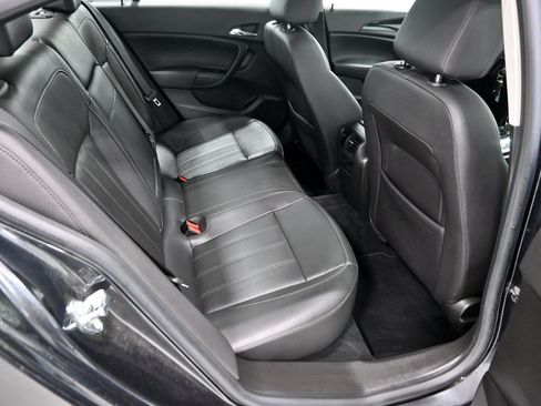 Used 2011 Buick Regal CXL w/ RL2 Preferred Equipment Group FWD image 22