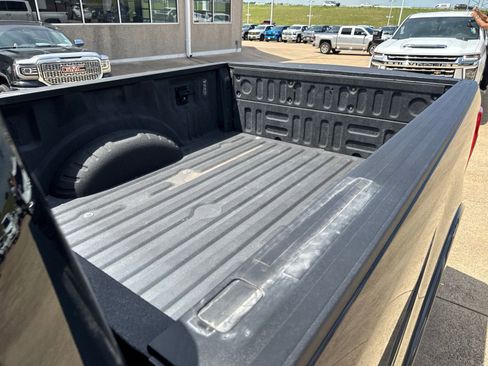 Used 2022 Ford F250 Lariat AWD/4WD image 11