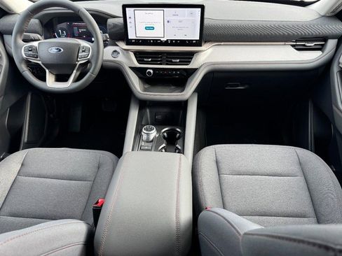 New 2026 Ford Explorer Active image 7