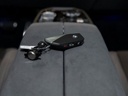 Used 2026 BMW iX xDrive60 w/ M Sport Package image 40