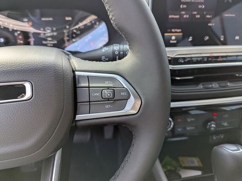 New 2026 Jeep Compass Latitude image 23