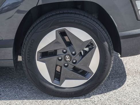 Used 2024 Hyundai Kona SEL FWD image 10