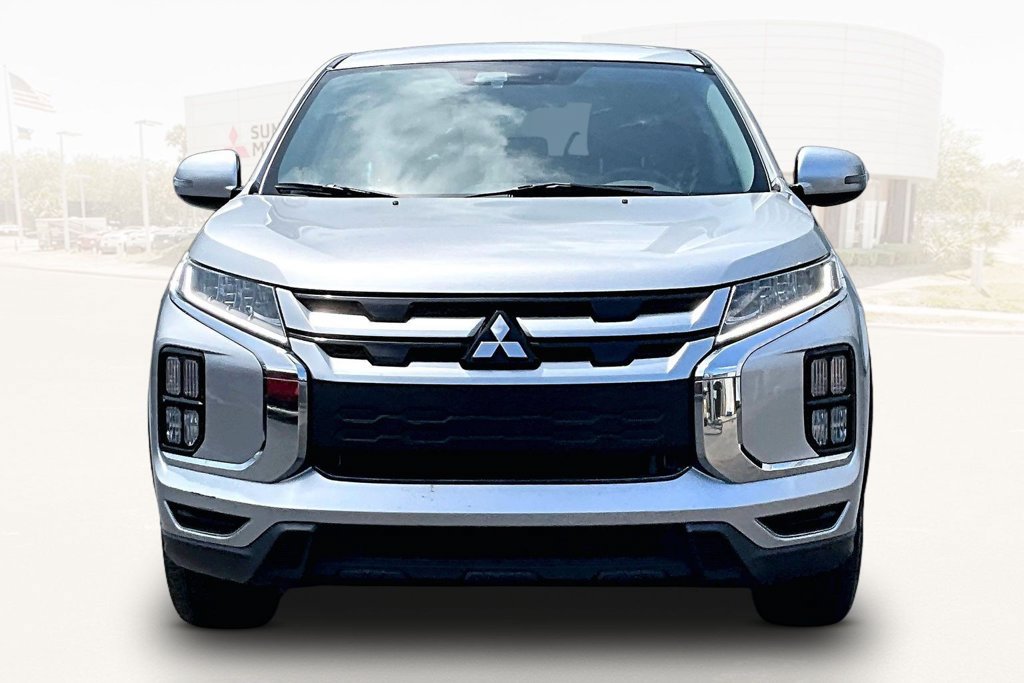 Used 2020 Mitsubishi Outlander Sport SE AWD/4WD image 2