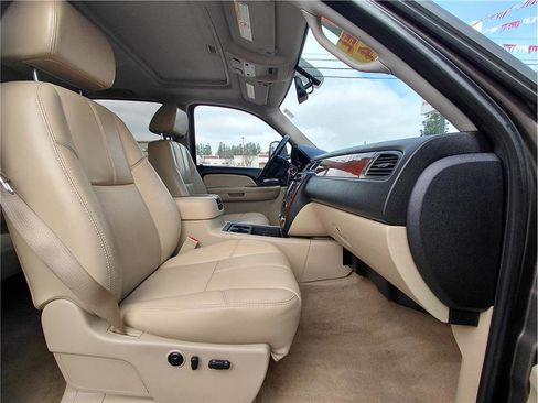 Used 2007 Chevrolet Silverado 2500 LTZ w/ EZ-Lift Tailgate Package image 13