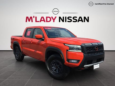 Certified 2025 Nissan Frontier PRO-4X w/ Pro Convenience Package AWD/4WD image 1