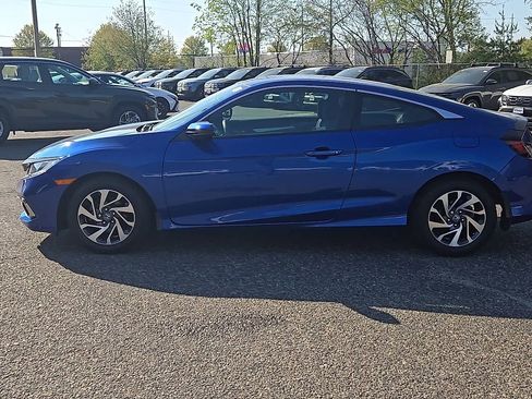 Used 2020 Honda Civic LX image 5