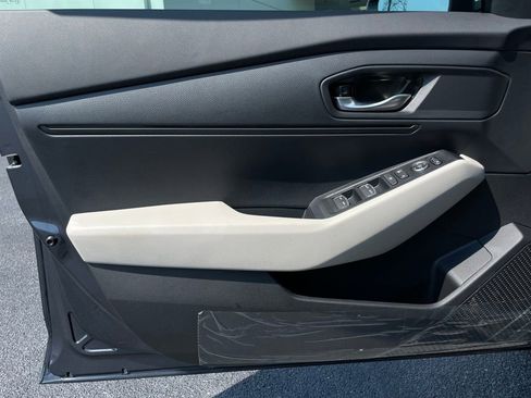 Used 2025 Honda Accord LX image 23