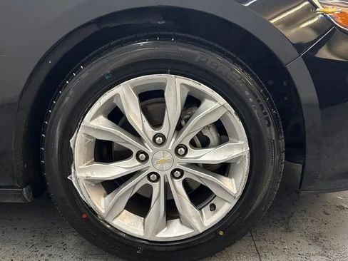 Used 2021 Chevrolet Malibu LT FWD image 28