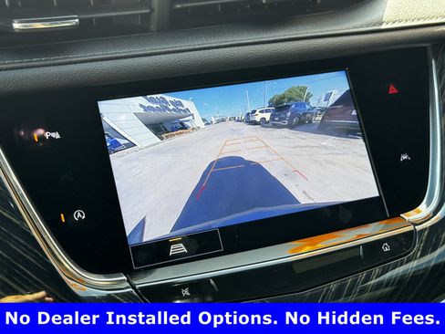 Used 2023 Cadillac XT6 Premium Luxury FWD image 18