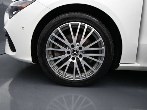 Used 2025 Mercedes-Benz CLA 250 image 30