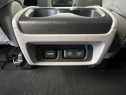 Used 2019 Honda Odyssey EX-L image 24