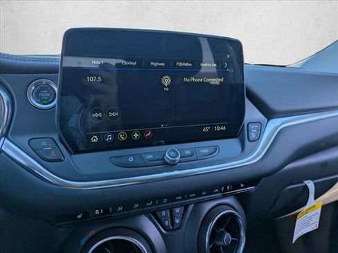 New 2025 Chevrolet Blazer LT w/ Convenience Package image 12