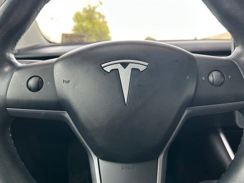 Used 2018 Tesla Model 3 Long Range AWD/4WD image 23