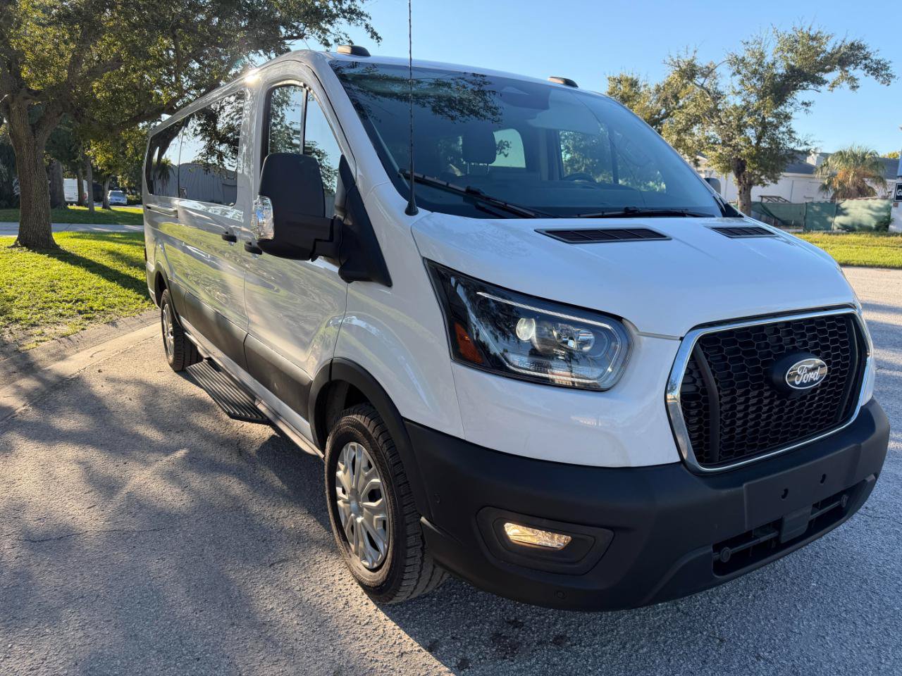 Used 2026 Ford Transit 350 XLT RWD image 2