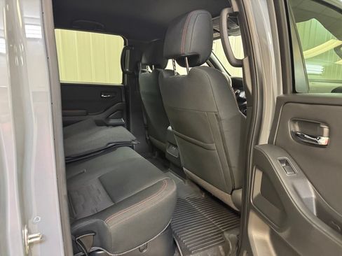 Used 2024 Nissan Frontier PRO-4X w/ Technology Package AWD/4WD image 24