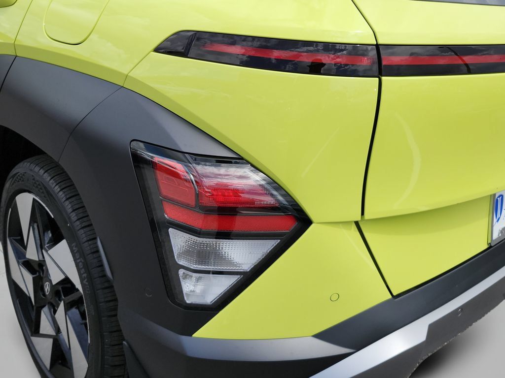 New 2026 Hyundai Kona Limited FWD image 14