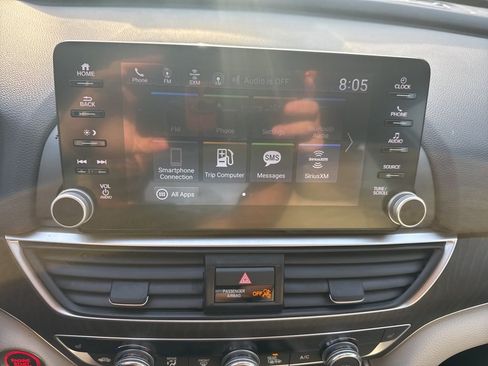 Used 2019 Honda Accord EX image 27