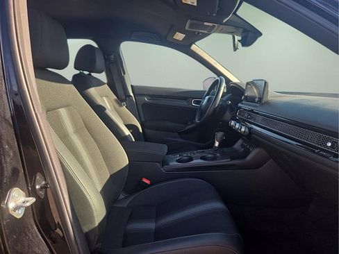 Used 2025 Honda Civic Sport image 12