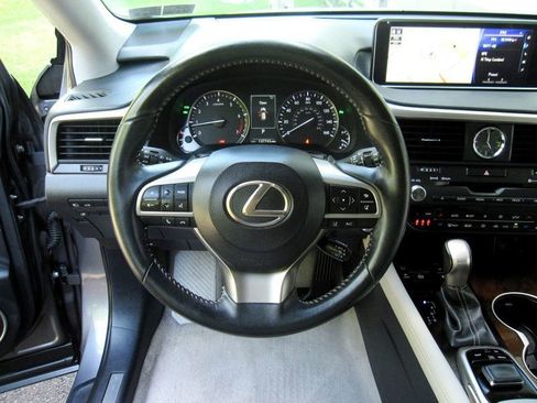 Used 2017 Lexus RX 350 AWD w/ Premium Package image 18