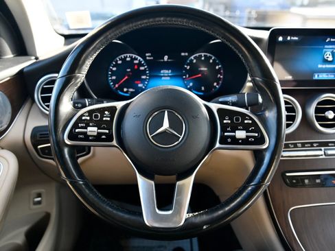 Used 2021 Mercedes-Benz GLC 300 4MATIC image 13