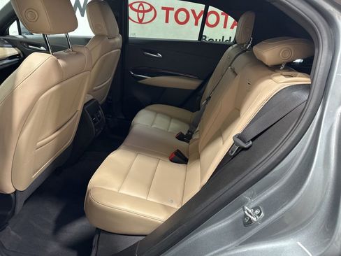 Used 2025 Cadillac XT4 Premium Luxury AWD/4WD image 18