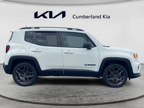 Used 2021 Jeep Renegade Latitude AWD/4WD image 6