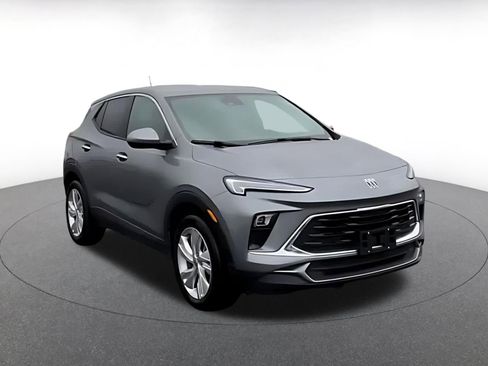 Used 2025 Buick Encore GX Preferred image 3