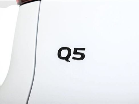 New 2025 Audi Q5 Premium Plus image 5
