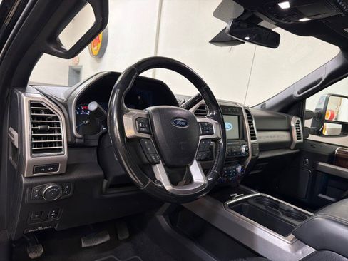 Used 2017 Ford F250 Platinum w/ Platinum Ultimate Package image 13