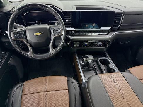Used 2023 Chevrolet Silverado 1500 High Country AWD/4WD image 24