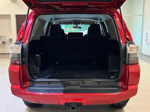 Used 2017 Toyota 4Runner SR5 image 28