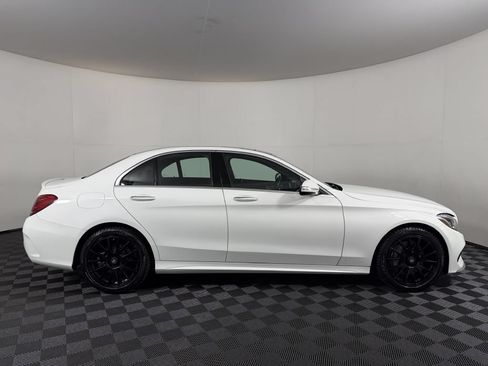 Used 2015 Mercedes-Benz C 300 4MATIC Sedan image 4
