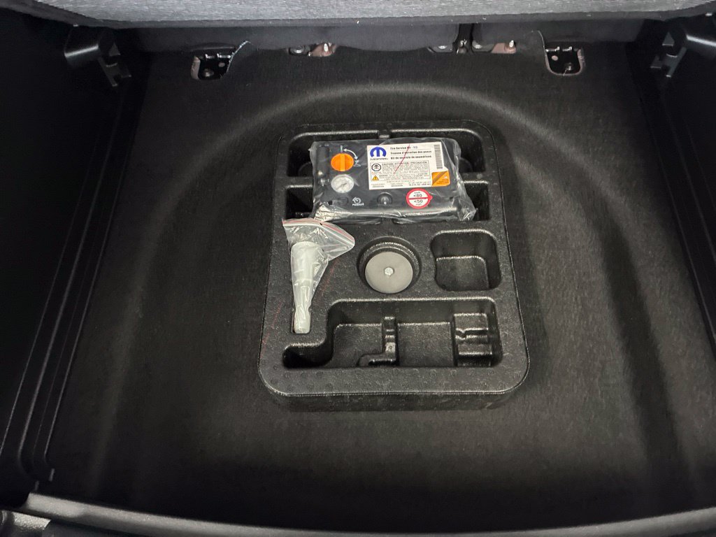 Certified 2024 Jeep Compass Limited AWD/4WD image 25