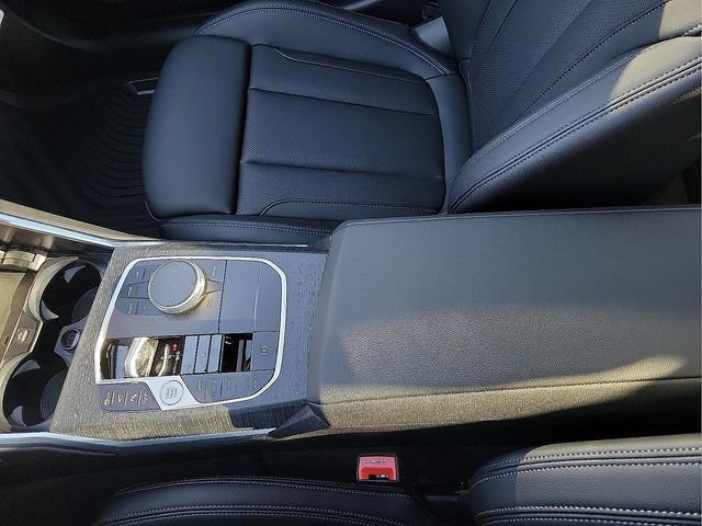 Certified 2026 BMW 330i Sedan RWD image 30