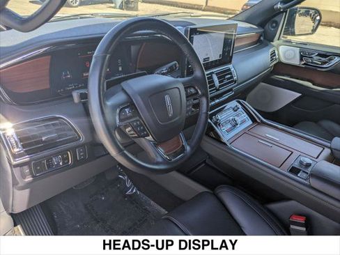 Used 2024 Lincoln Navigator Reserve AWD/4WD image 12