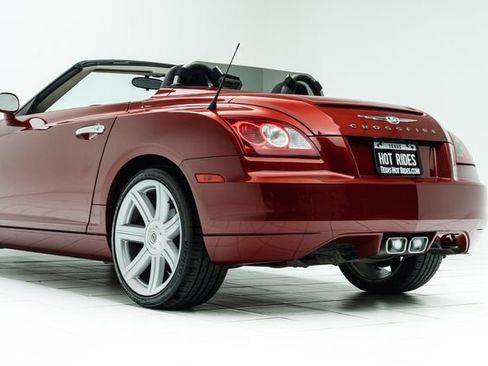 Used 2005 Chrysler Crossfire Limited RWD image 20