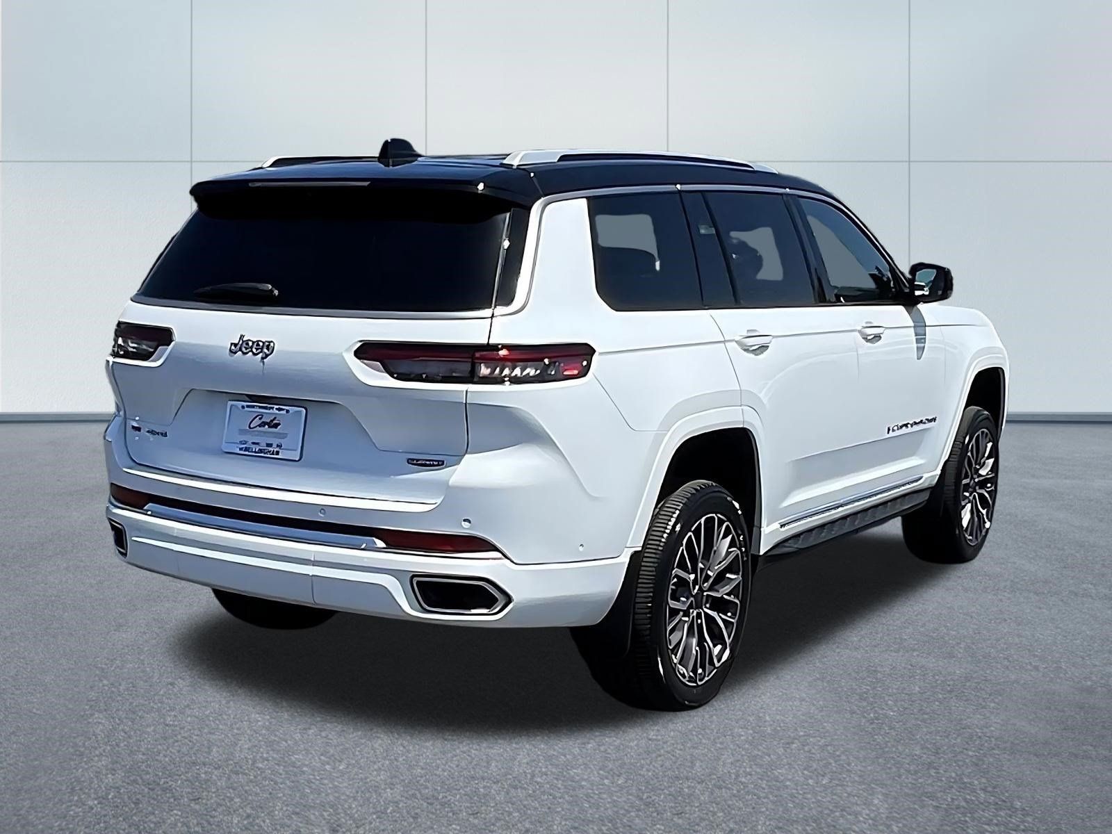 Used 2022 Jeep Grand Cherokee L Summit AWD/4WD image 6