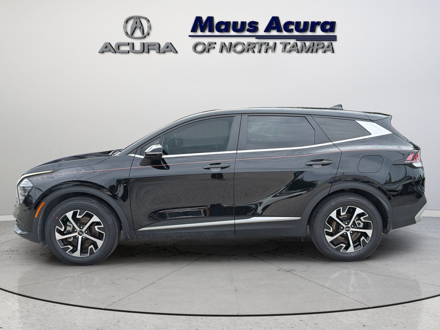 Used 2025 Kia Sportage EX FWD image 6