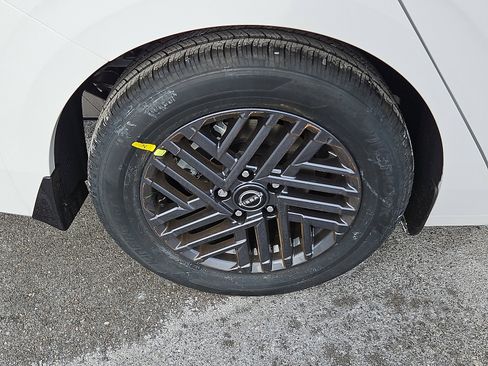 New 2026 Nissan Sentra SV image 7