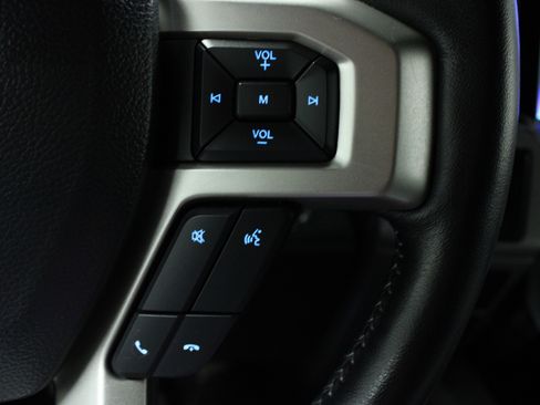 Used 2022 Ford F250 Lariat w/ Tremor Off-Road Package image 20