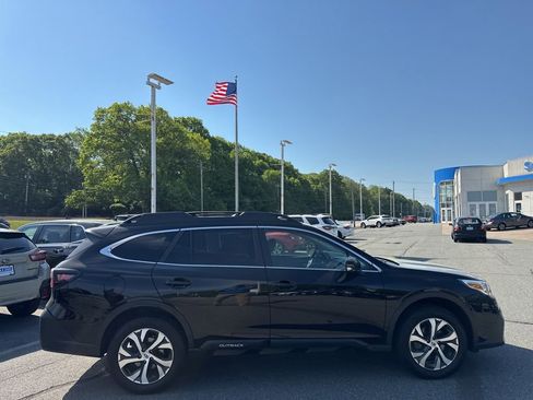 Used 2022 Subaru Outback Limited XT AWD/4WD image 7
